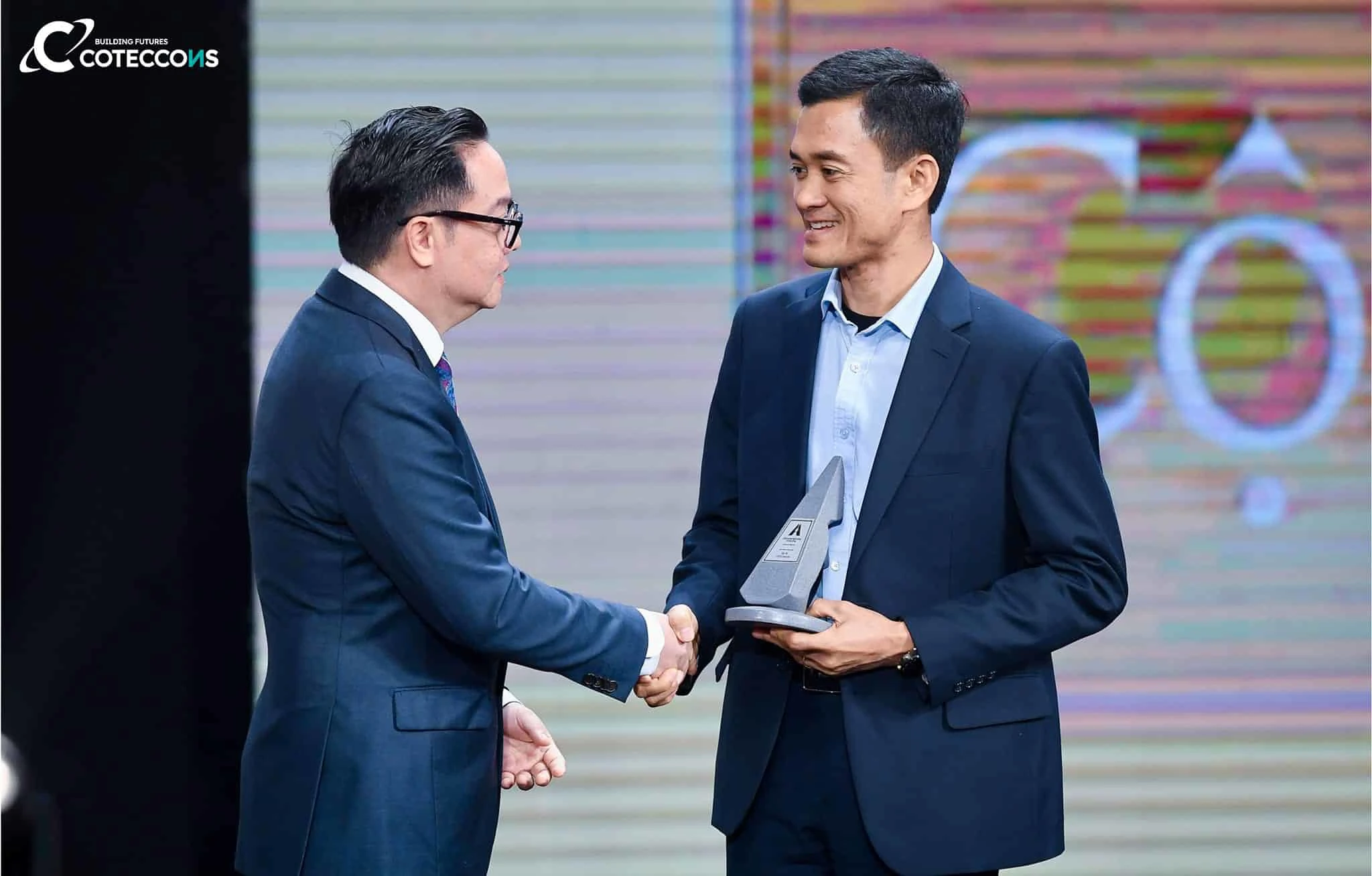 Coteccons’ “Building Tet” Program Wins Community Initiative Award at 2024 Human Act Prize