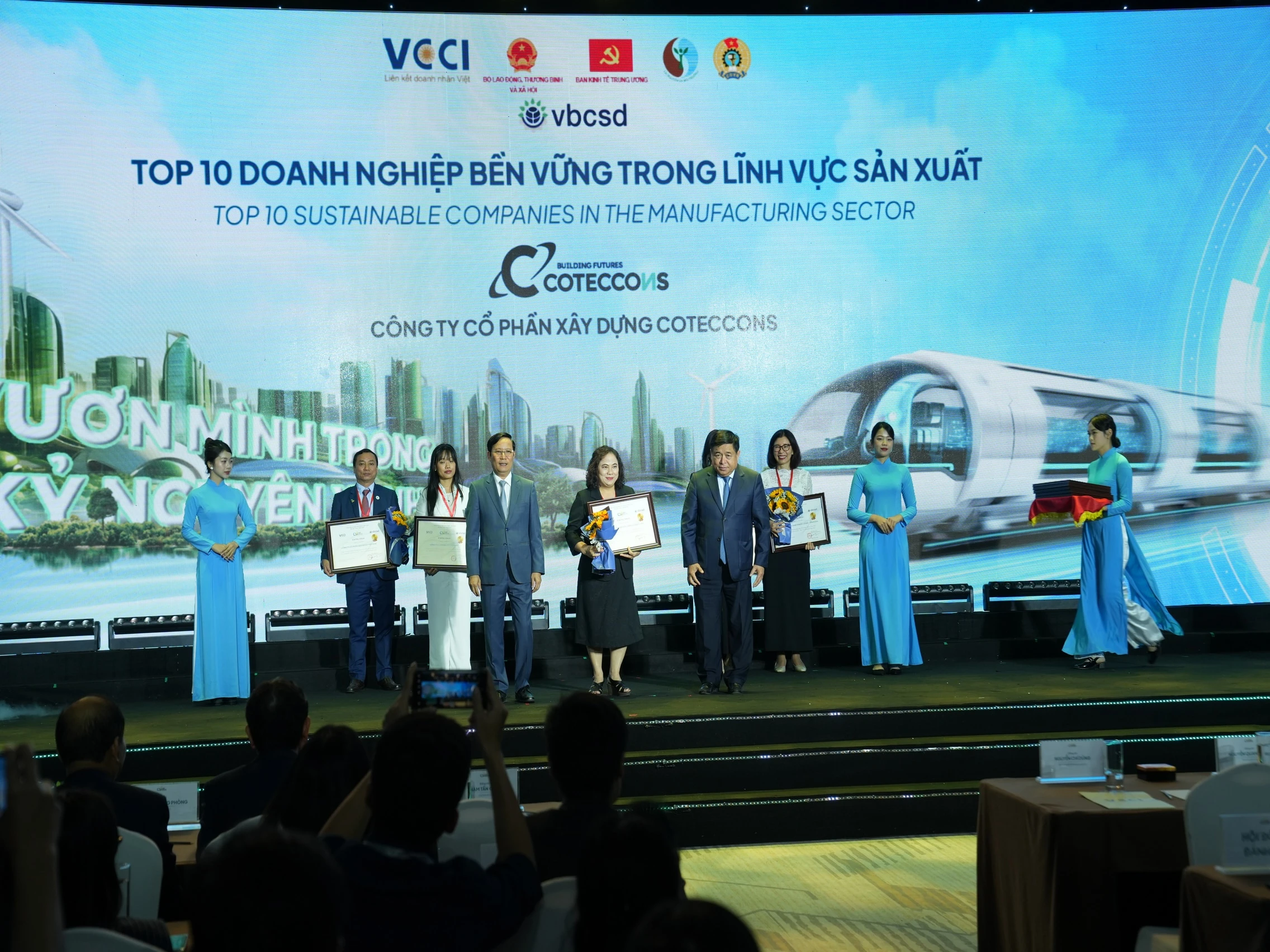 COTECCONS HONORED IN THE TOP 10 SUSTAINABLE MANUFACTURING COMPANIES AT CSI 2024